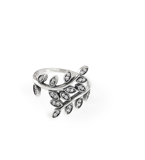 Dige Designs silver leaf marquise-shaped crystal leaf ring